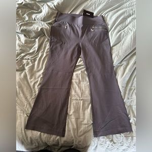 Women’s grey dress pants NWT